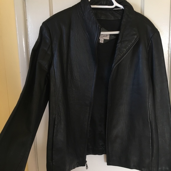 ❌SOLD❌ Women’s Faux Leather Jacket - Picture 1 of 8